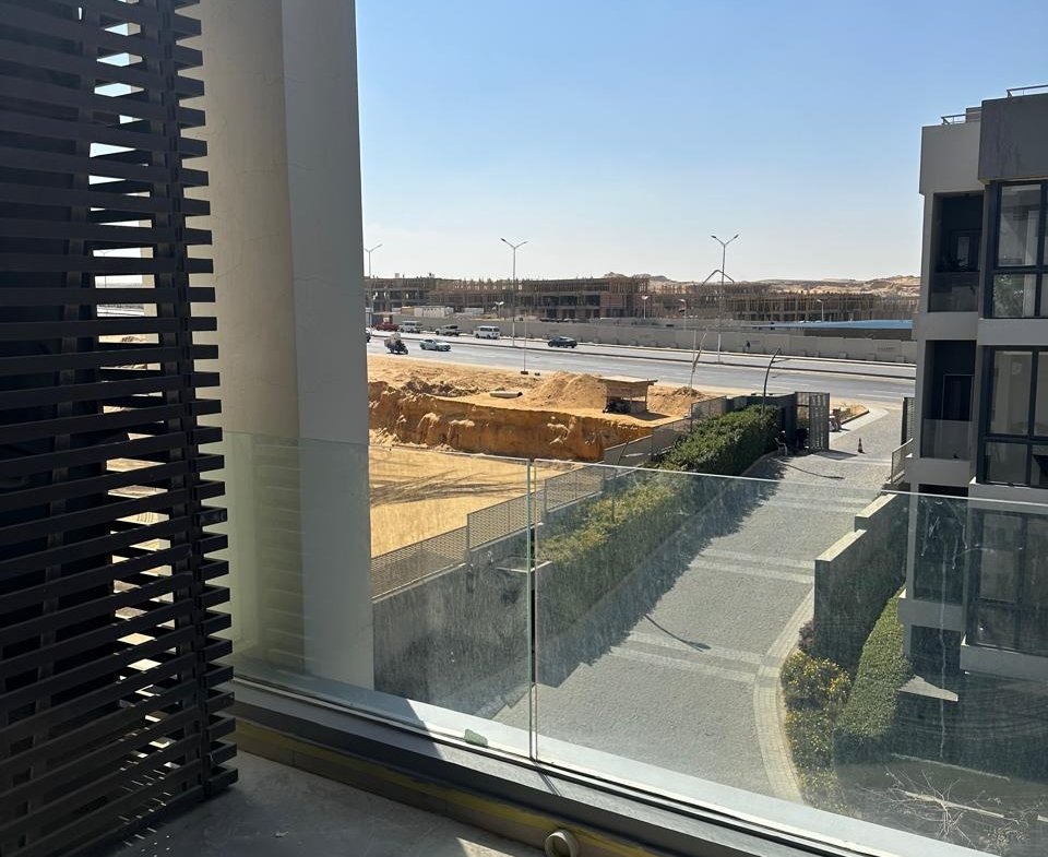 بنتهاوس للإيجار في الباتيو 7 القاهرة الجديدة يمكن تأجيره مفروش بالكامل / نصف مفروش / غير مفروش