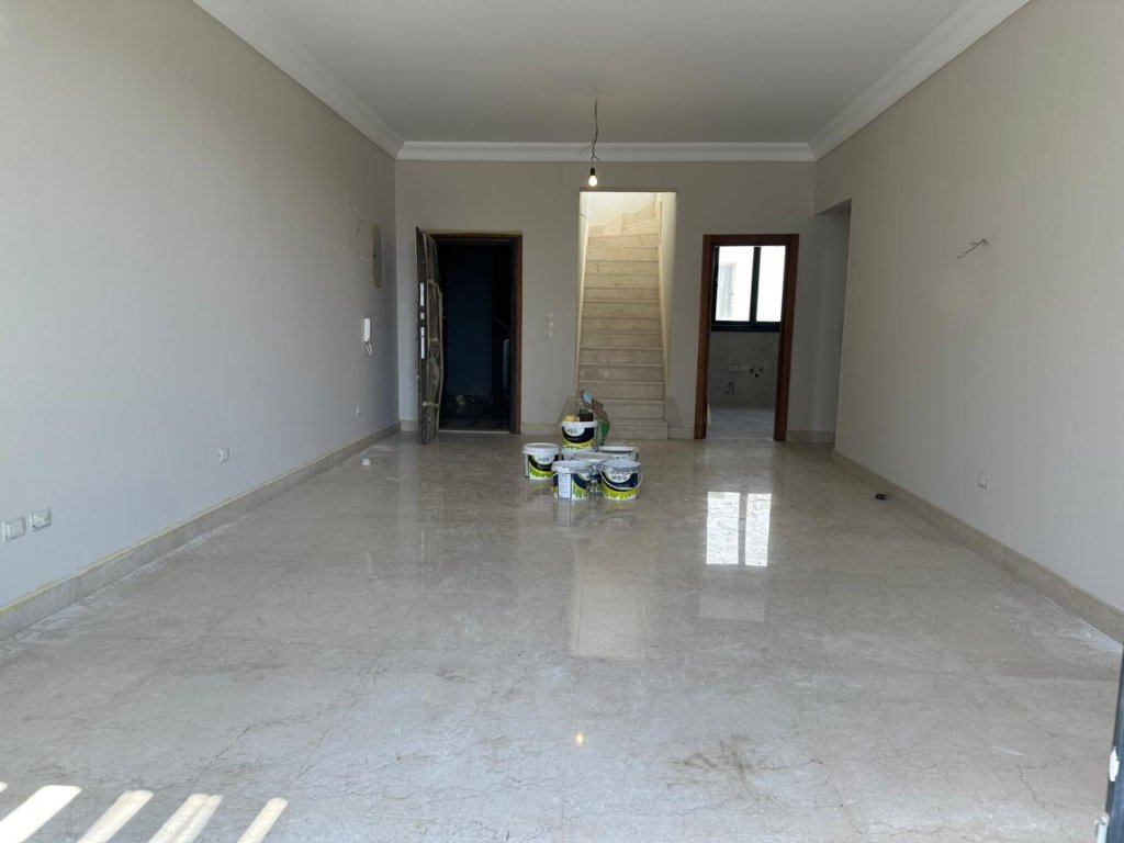 بنتهاوس للإيجار في الباتيو 7 القاهرة الجديدة يمكن تأجيره مفروش بالكامل / نصف مفروش / غير مفروش
