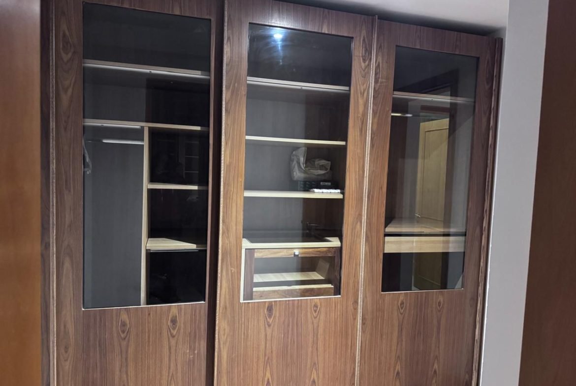 apartment 3 bedrooms for rent in Mivida | Inverter AC, Kitchen Appliances & Dressing Room