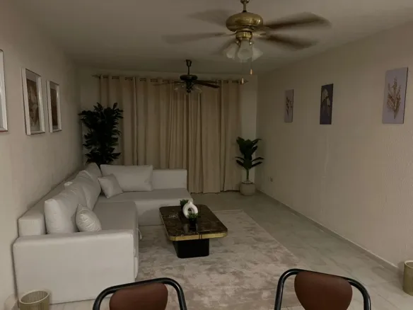 Furnished living room in a Marina chalet, North Coast - ليفينج مفروش في شاليه بمارينا، الساحل الشمالي