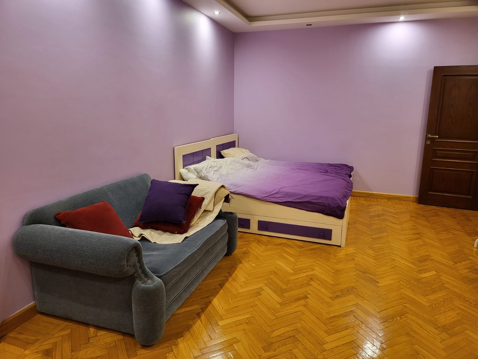 Luxury Duplex for Sale in Al Banafseg with 3 Bedrooms and 5 Balconies