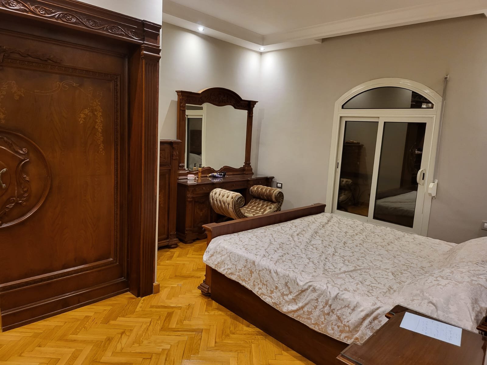 Luxury Duplex for Sale in Al Banafseg with 3 Bedrooms and 5 Balconies
