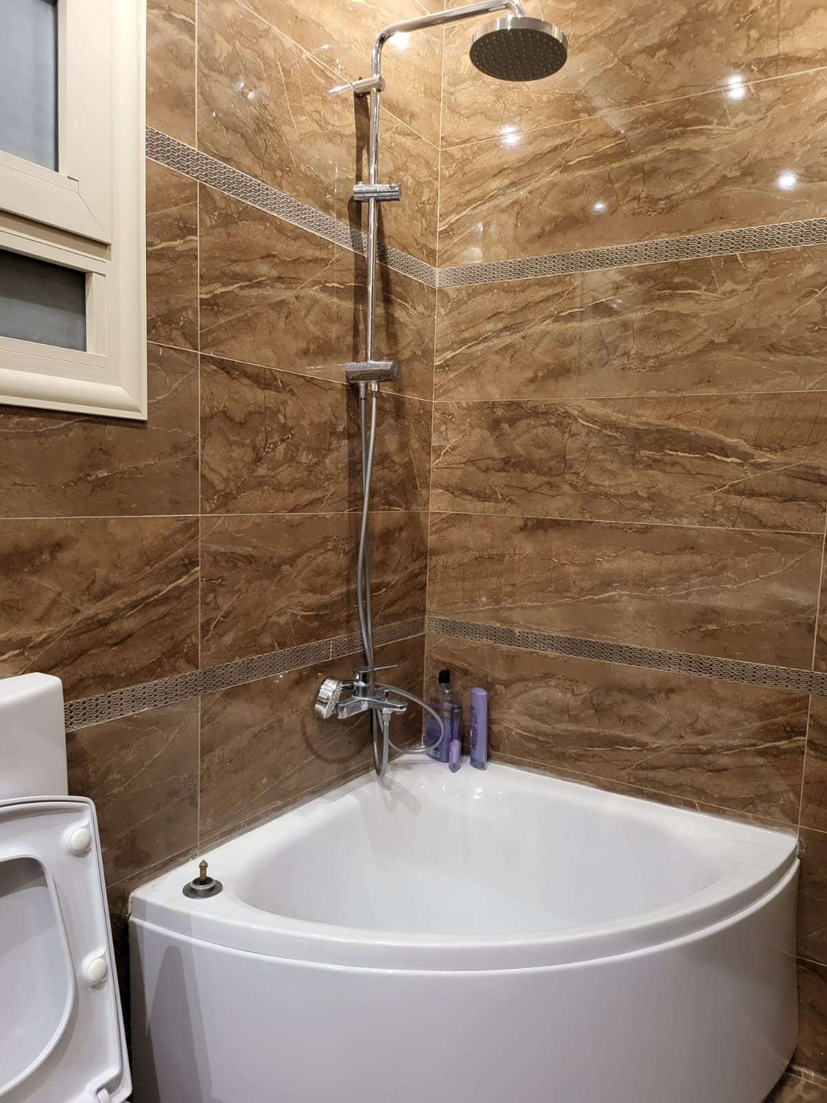 Luxury Duplex for Sale in Al Banafseg with 3 Bedrooms and 5 Balconies