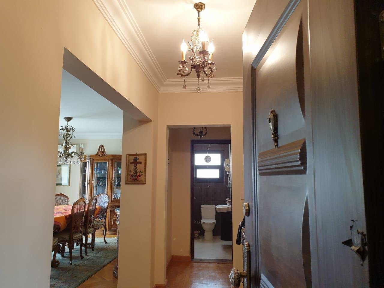 property-image-69f01c4f9c433 شقة 4 غرف نوم متشطبة بالكامل للبيع في العبور الجيزة الجديدة مع إطلالة على الحديقة