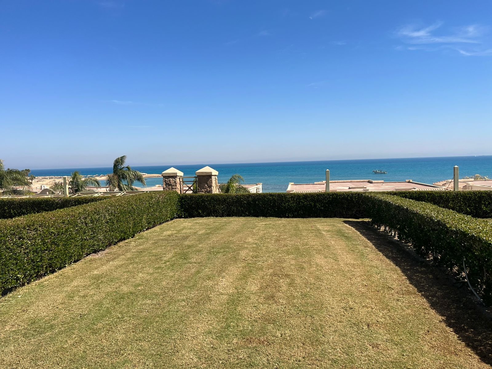 Luxury Villa for Sale in Al Ain Al Sokhna – 170m² with Ultra Super-Lux Finish