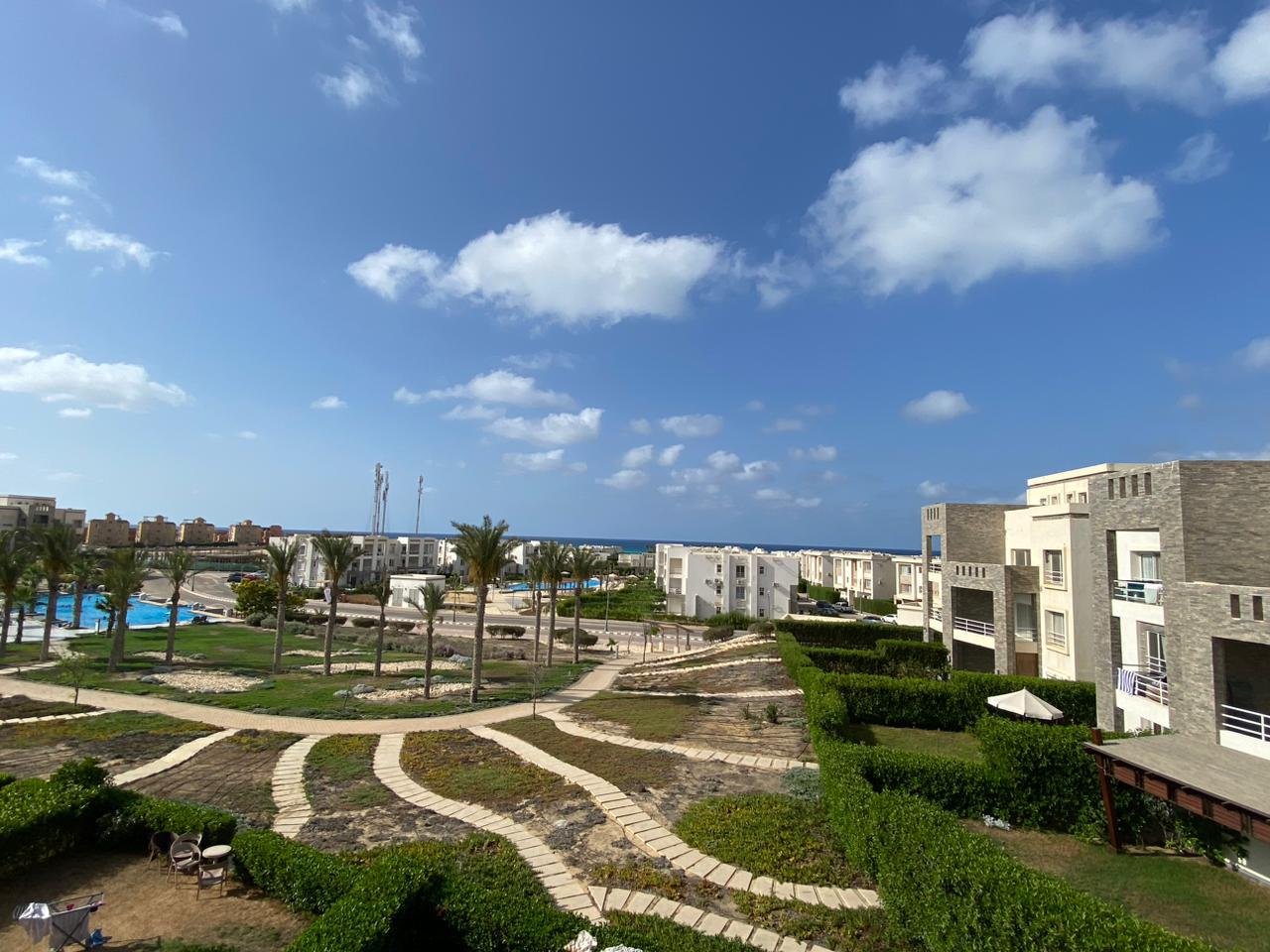 بنتهاوس فاخر للبيع في Amwaj – 4 غرف نوم – 150م² – تشطيب كامل