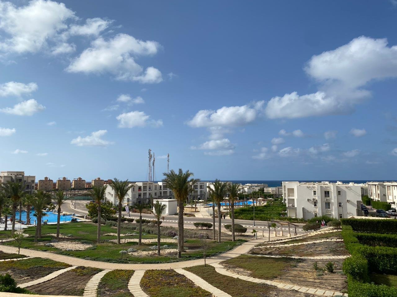 بنتهاوس فاخر للبيع في Amwaj – 4 غرف نوم – 150م² – تشطيب كامل
