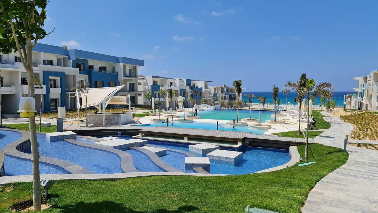 property-image-69f02a5a43124 شاليه فاخر للبيع في فوكة باي – 110م² – 2 غرف نوم