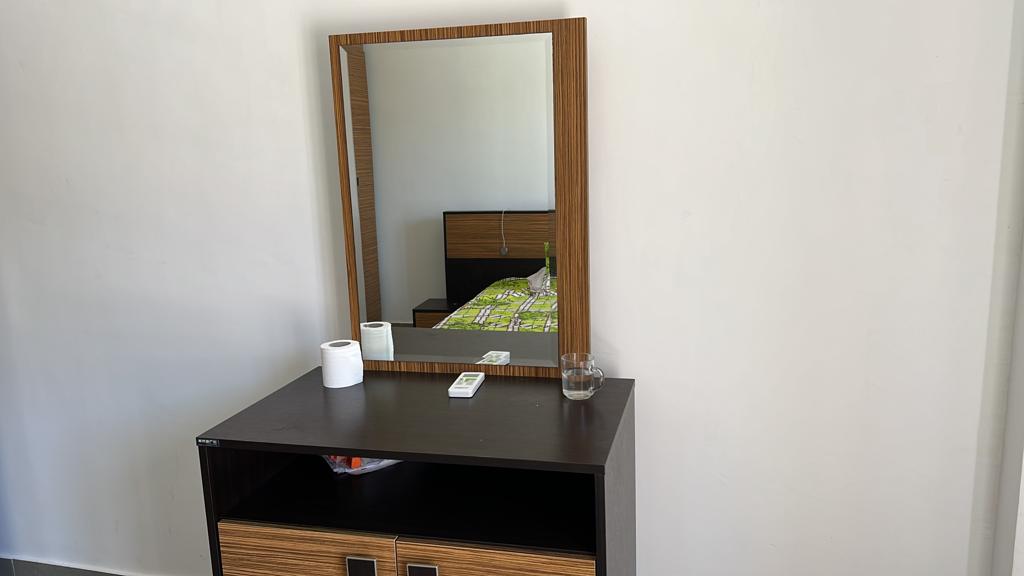 Dressing table with mirror and drawers - chalet in Amwaj, North Coast