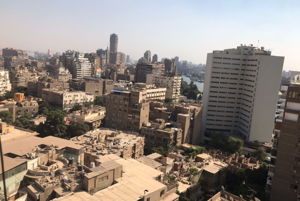 إطلالة بانورامية على المدينة والنهر - شقة في الزمالك القاهرة