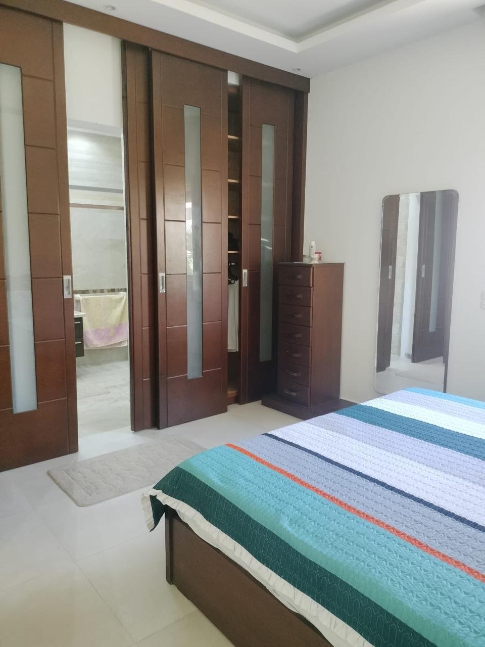 Senior Chalet for Sale in Hacienda Bay with 3 Bedrooms and Full Finish