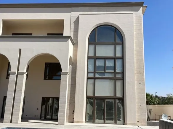 Exterior facade of a villa in Kattameya Dunes, New Cairo - واجهة فيلا في قطامية ديونز القاهرة الجديدة - villa for sale in Kattameya Dunes