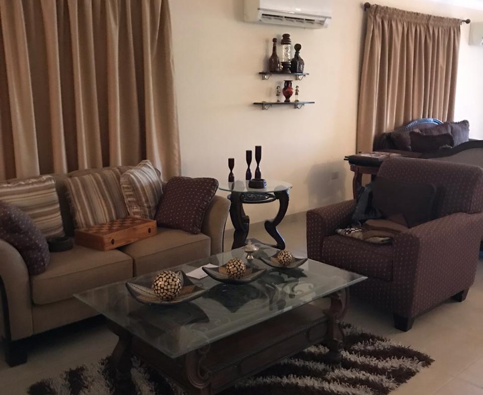 Living room with matching sofas - twinhouse in La Vista 4, Ain Sokhna