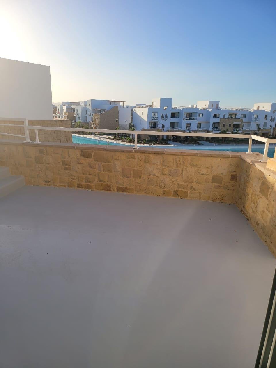 property-image-69f0cf5a32c52 فيلا بنتهاوس فاخرة للبيع في سوين ليك – جونا – البحر الأحمر
