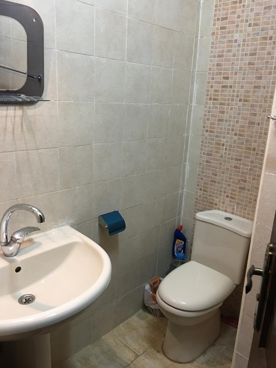property-image-69f1376c9a21a حمام بحوض ومرحاض - شاليه في بيلاجيو بالعين السخنة