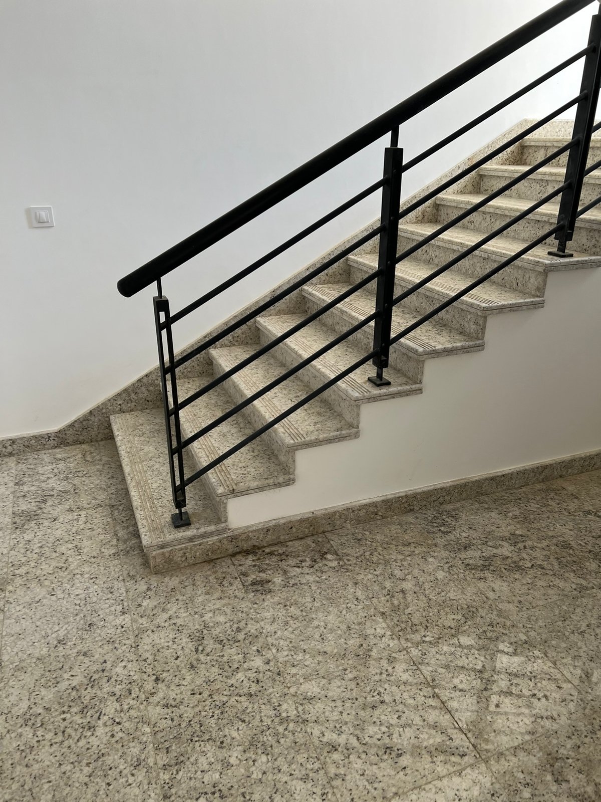 property-image-69f14a24c6e77 شالية للبيع في مراسى- 3 غرف نوم – 166 متر