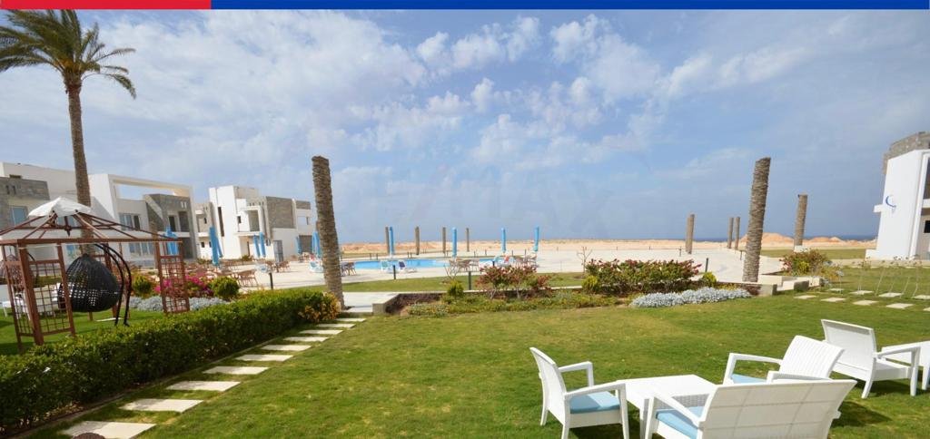 توين هاوس للبيع في Sea View – 285م – 3 غرف نوم – نصف تشطيب