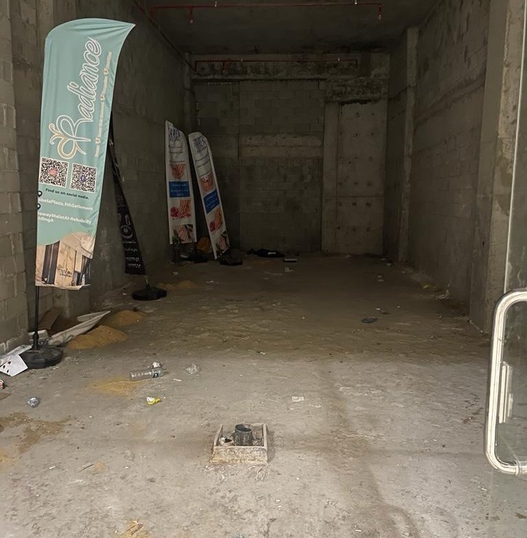 مساحة تجارية للبيع في جيت واي مول الرحاب القاهرة الجديدة | الدور الأرضي، 3/4 تشطيب