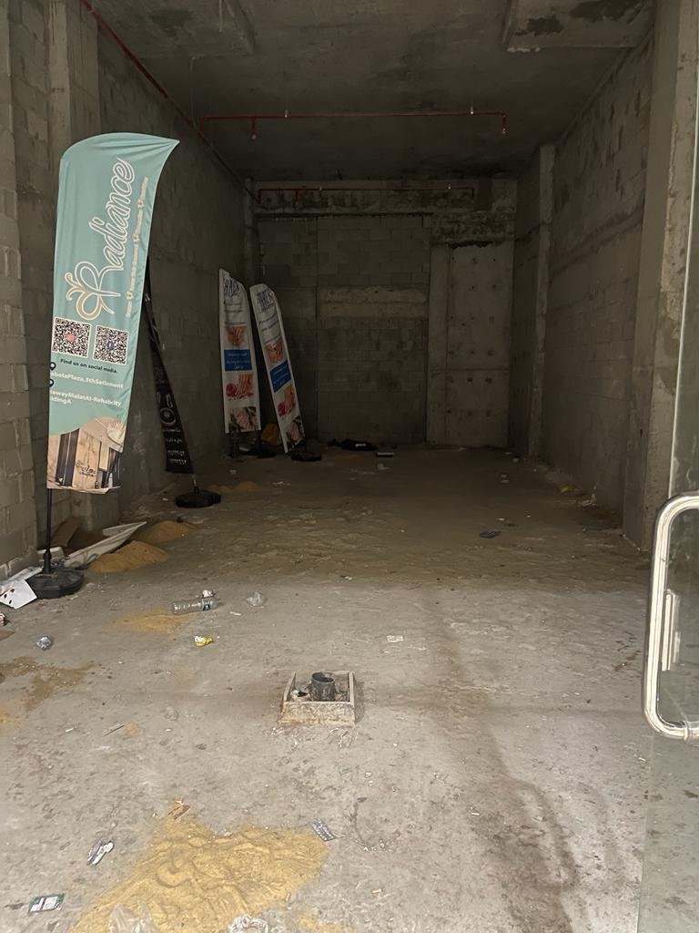 مساحة تجارية للبيع في جيت واي مول الرحاب القاهرة الجديدة | الدور الأرضي، 3/4 تشطيب