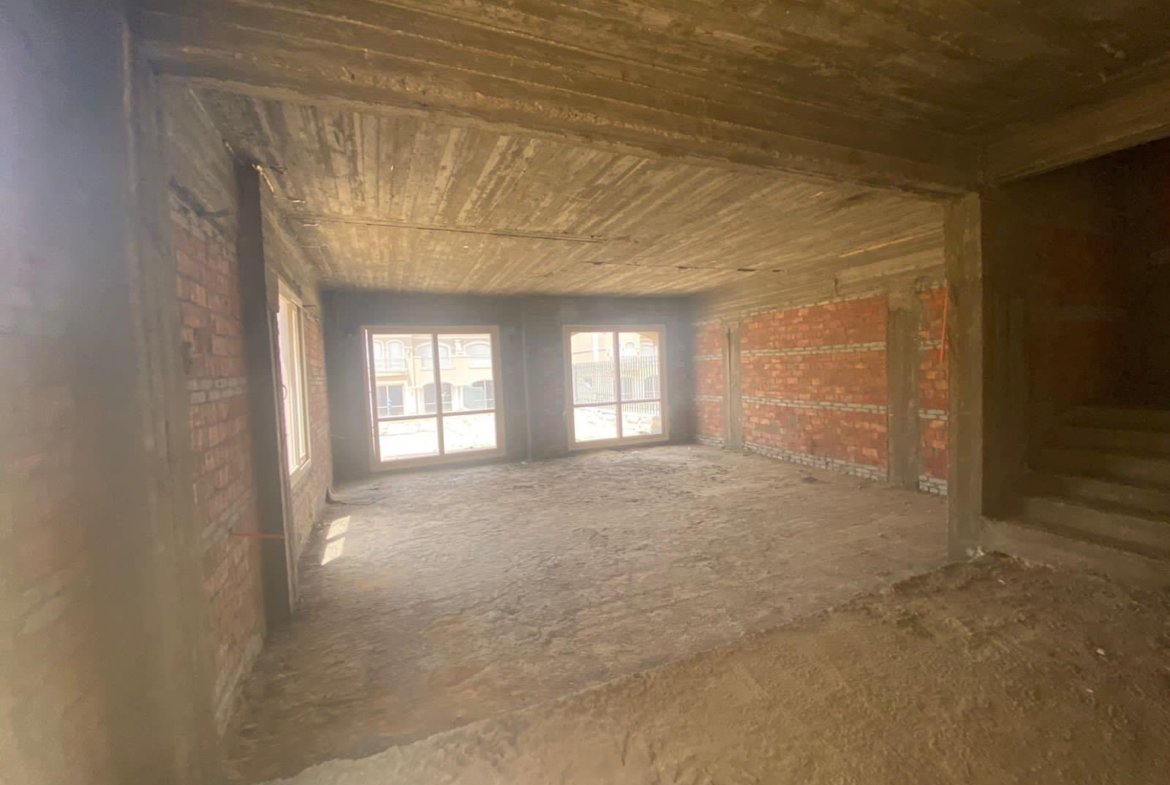 5 Bedroom Twin house for Sale in El Patio Ora, New Cairo