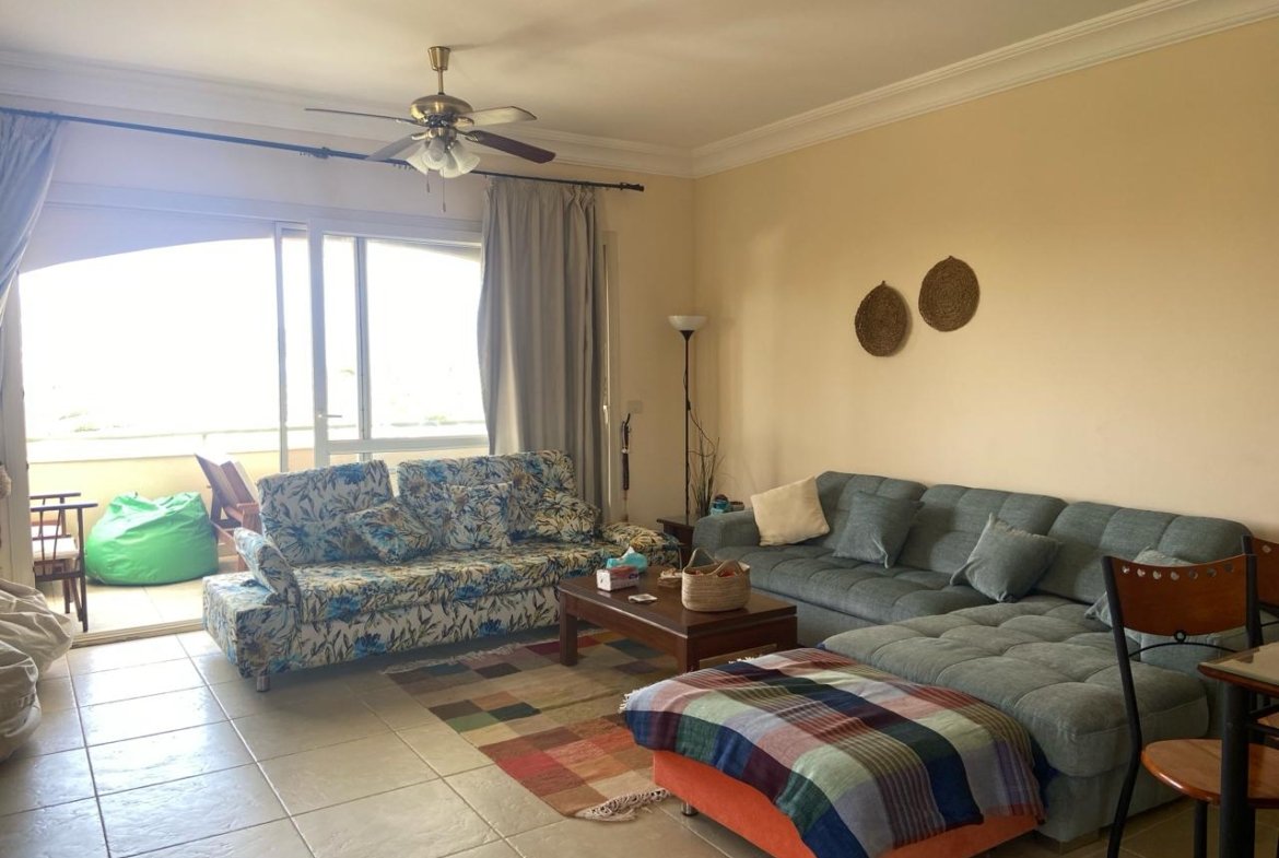 4-Bedroom Chalet for Sale at La Vista Bay