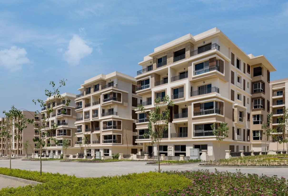 صورة حقيقية عامة لمباني بارك ريزيدنس، تاج سيتي، وليست الستوديو المعروض. General real Park Residence, Taj City community photograph, not the listed studio.