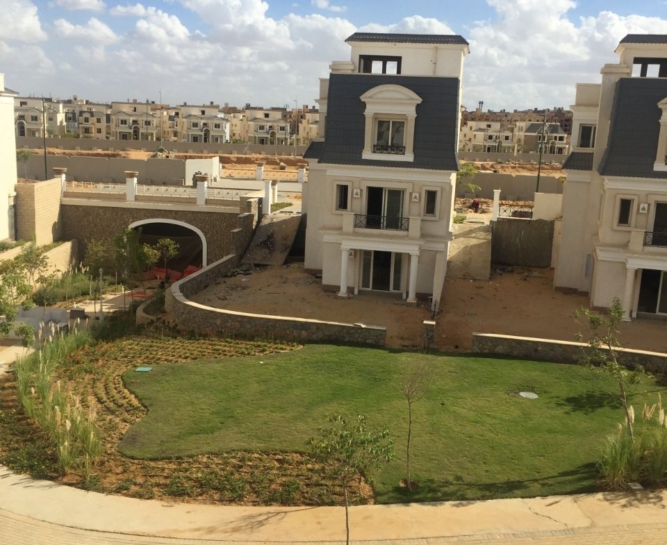 فيلا 4 غرف للبيع في ماونتن فيو تشيل أوت بارك 6 أكتوبر | نصف تشطيب