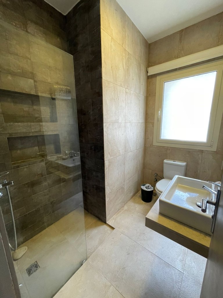 شاليه للبيع في Hacienda White بمساحة 317 متر مربع وتشطيب كامل