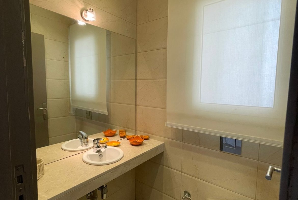 شاليه للبيع في Hacienda White بمساحة 317 متر مربع وتشطيب كامل