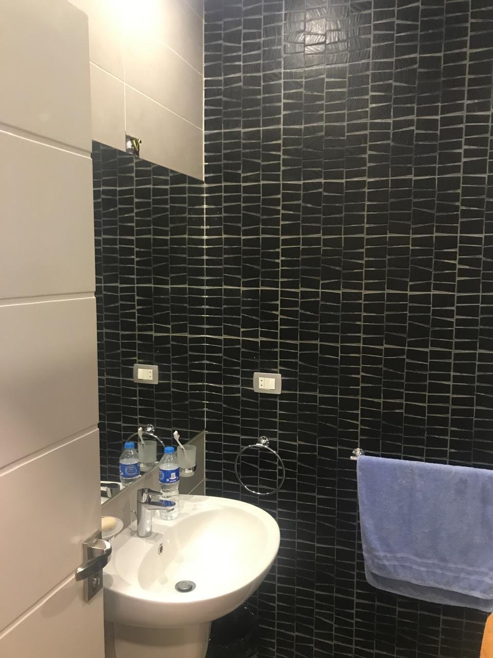 property-image-69f4c00e84fd2 شاليه 4 غرف للبيع في هاچيندا باي الساحل الشمالي
