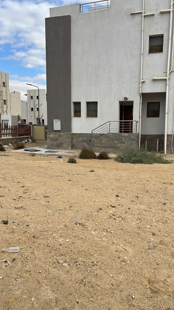 تاون هاوس 4 غرف للبيع في وسط ويسال كومباوند، القاهرة الجديدة