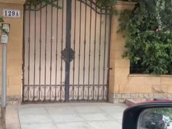 فيلا منفصلة للبيع في سفوة سيتي – 5 غرف – جناح متكامل – روف بحمام وبار