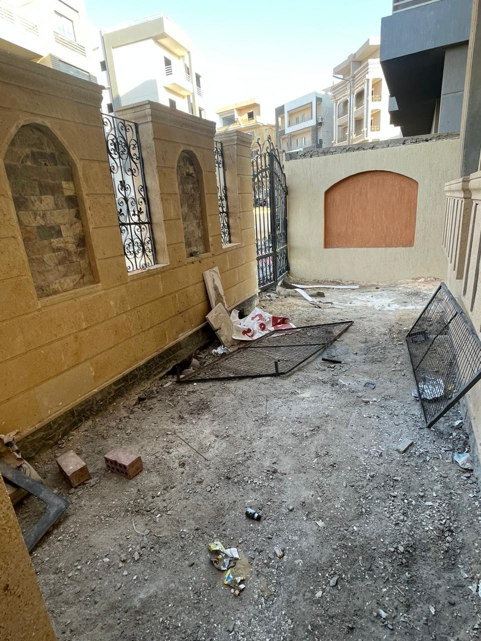 property-image-69fd5fe09e93c Semi-Finished Apartment for Sale in Al-Andalus, New Cairo