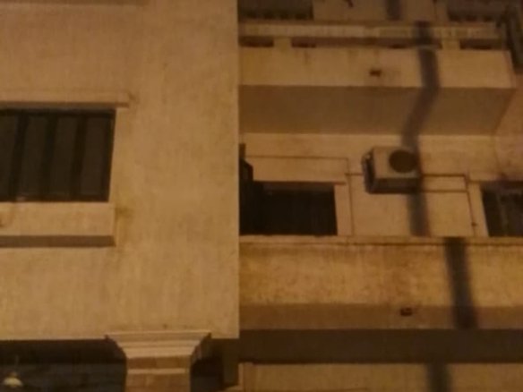 فيلا فاخرة للبيع بمساحة 960 متر مربع مع حديقة 250 متر