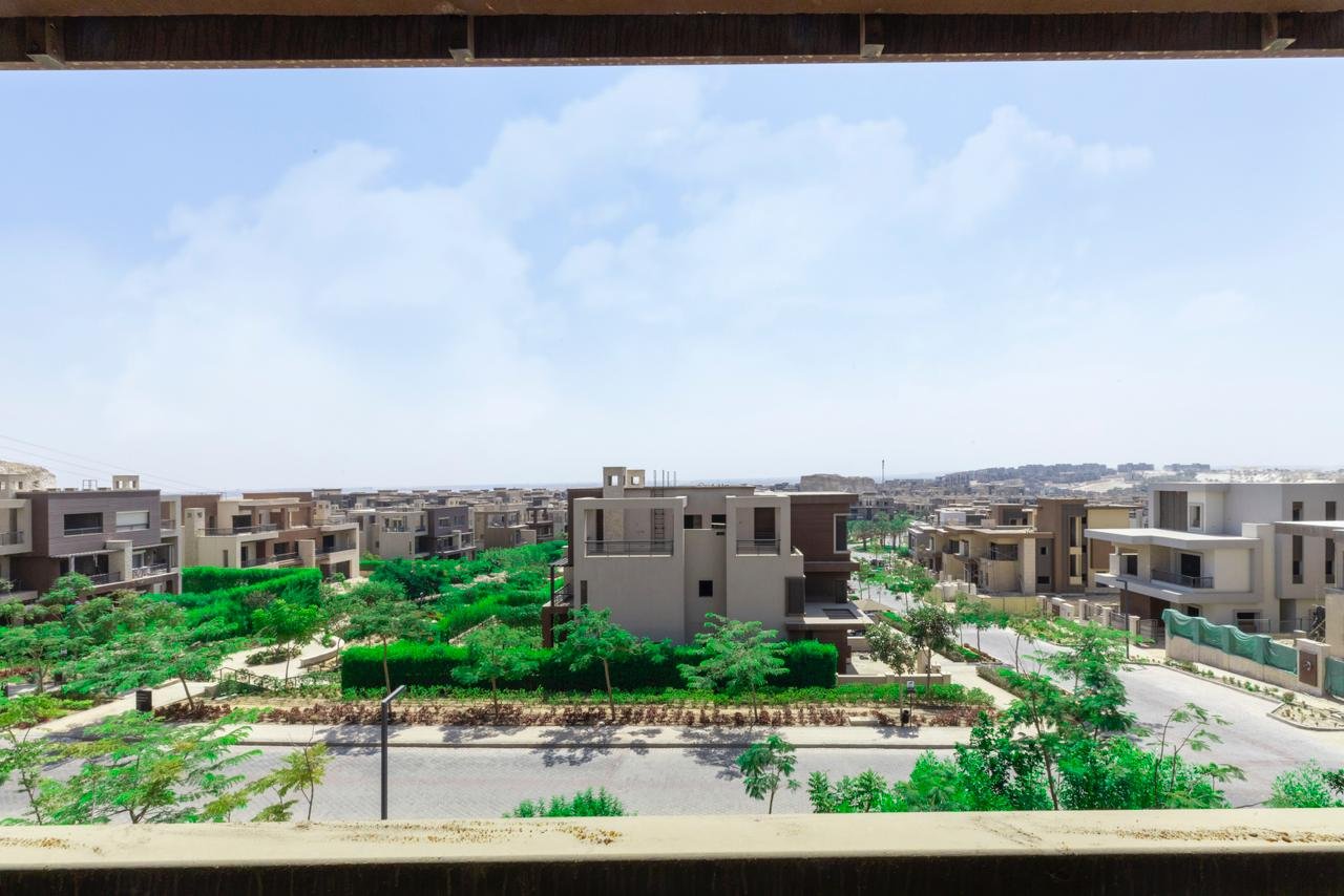 property-image-69fe24b0947f7 3 Bedroom Townhouse for Sale in Westridge, 6th of October