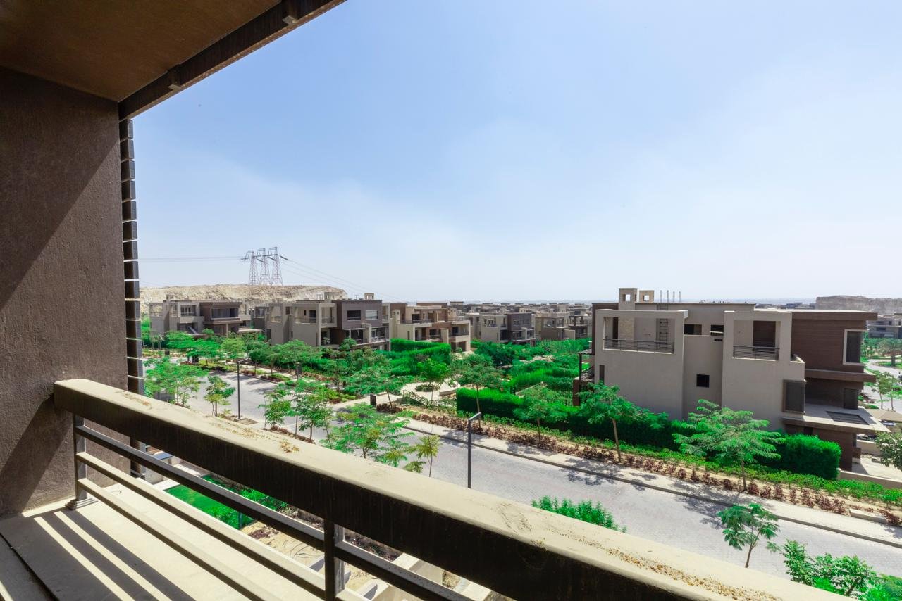 property-image-69fe24b2c9549 3 Bedroom Townhouse for Sale in Westridge, 6th of October