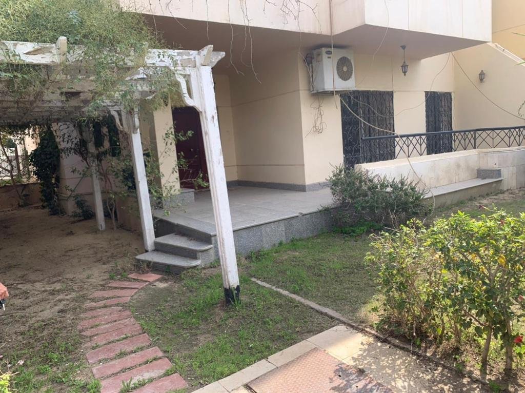 فيلا للبيع في الرحاب القاهرة الجديدة | تشطيب كامل