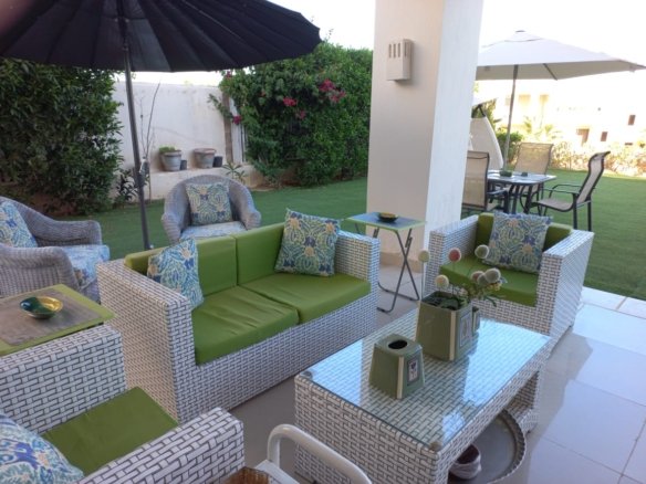 شاليه فاخر للبيع في Hacienda Bay بمساحة 200 متر مربع
