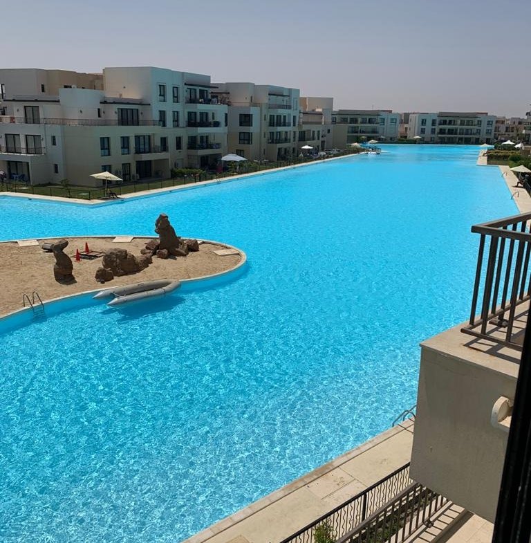 شاليه للبيع في Marassi – 145م² – تشطيب كامل