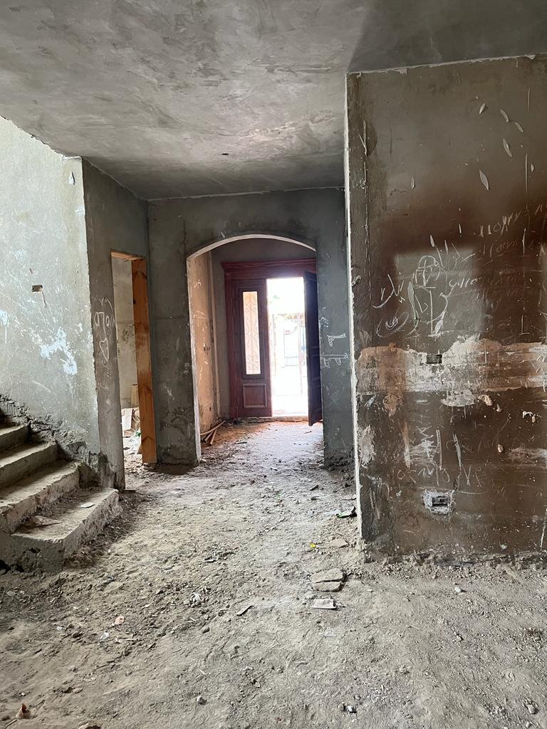 فيلا للبيع في منطقة سكنية مميزة بالقرب من بوينت، القاهرة الجديدة