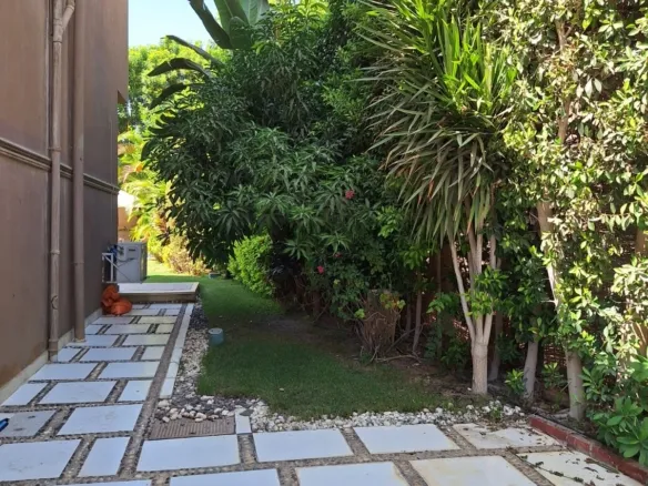 Standalone villa for sale in Moon Valley New Cairo - فيلا مستقلة للبيع في مون فالي القاهرة الجديدة