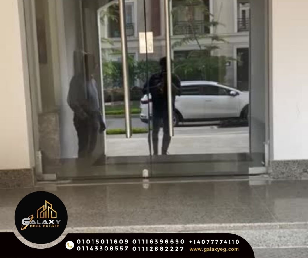 بنتهاوس للبيع في ريجنتس بارك القاهرة الجديدة | 270م²، 5 حمامات