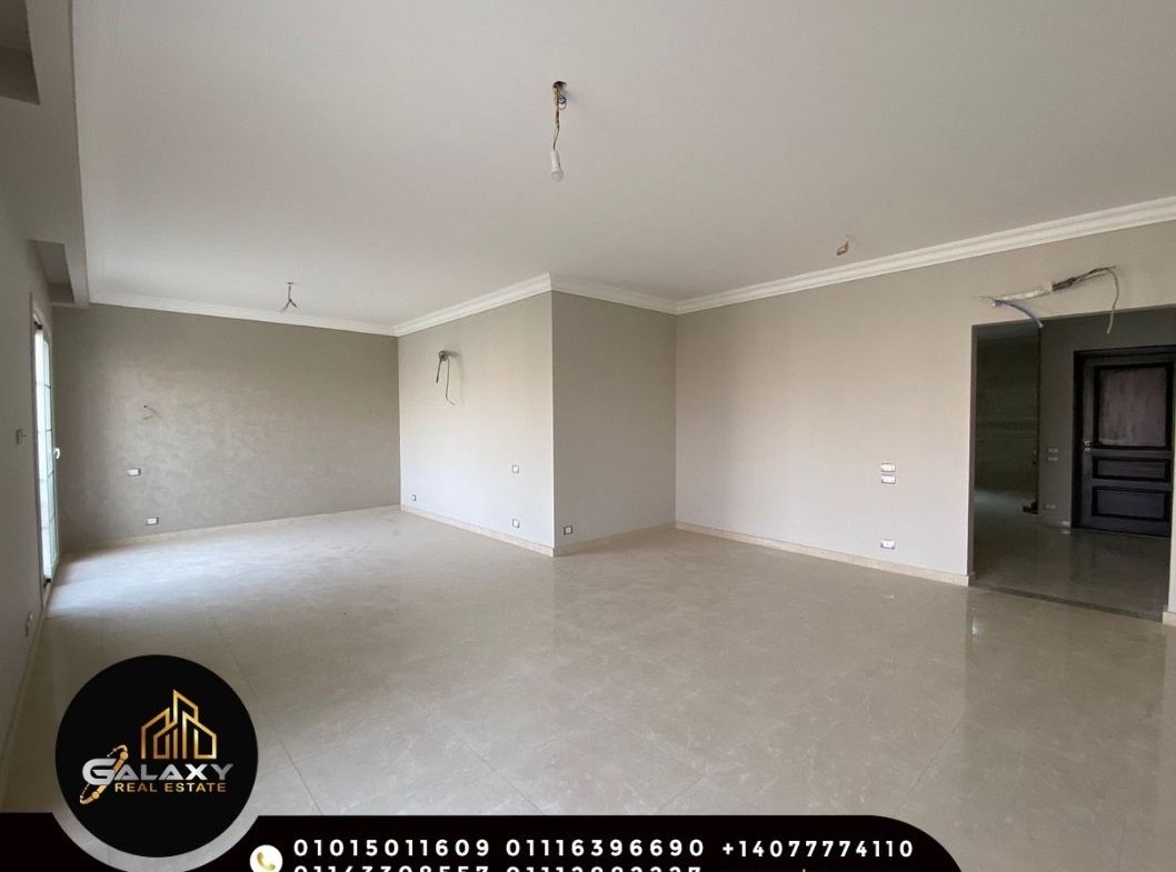 بنتهاوس للبيع في ريجنتس بارك القاهرة الجديدة | 270م²، 5 حمامات