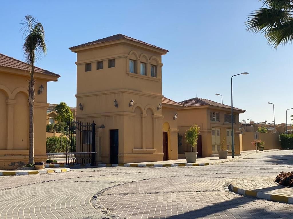 فيلا 4 غرف للبيع في جاردينيا سبرينجز، القاهرة الجديدة