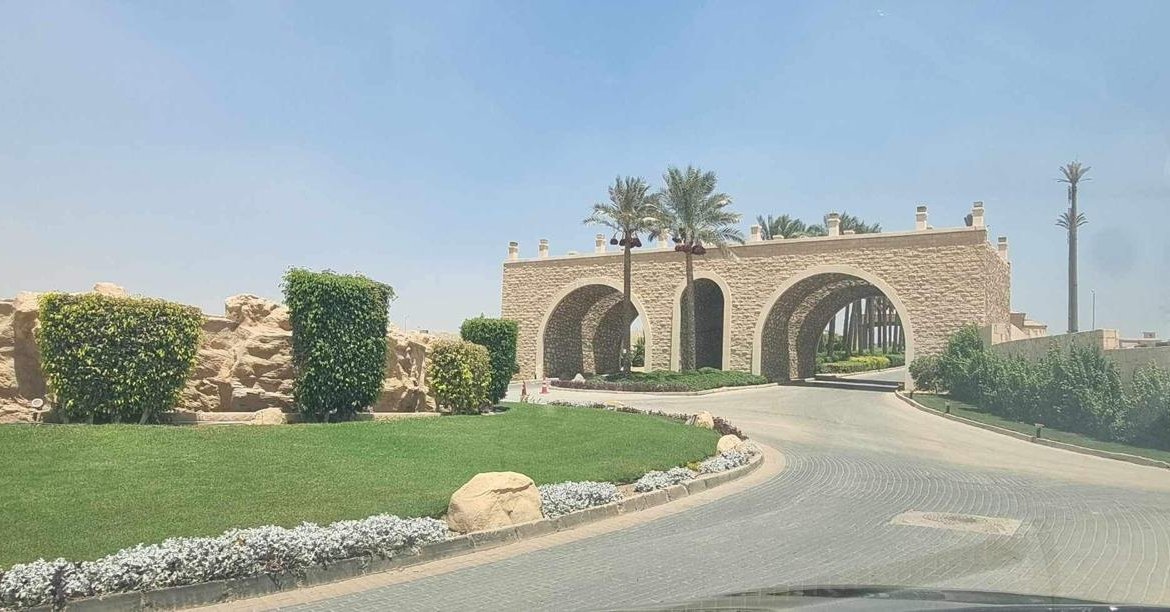 توين هاوس 5 غرف للبيع في ستون بارك، القاهرة الجديدة