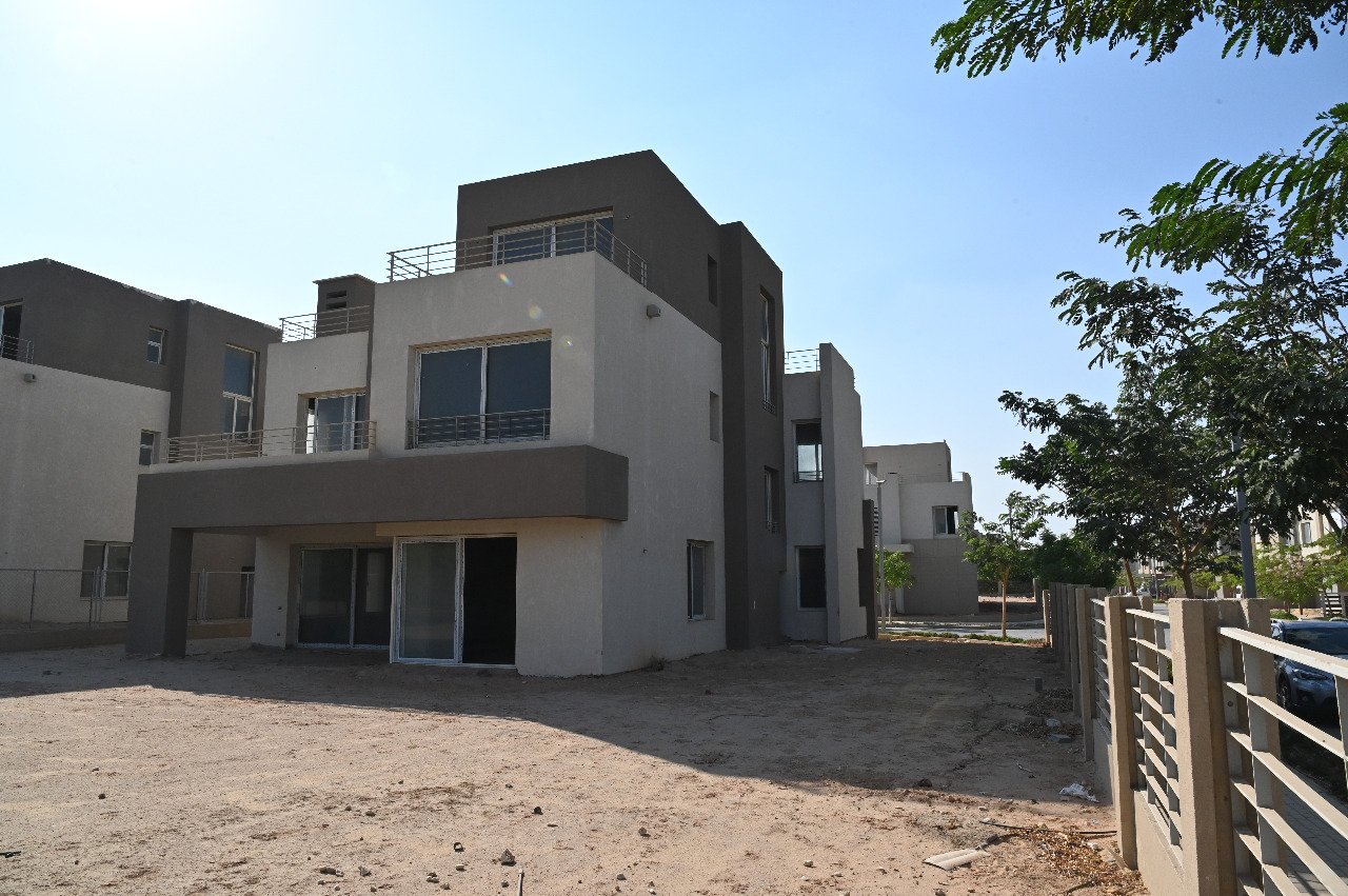 property-image-69ffca9568e29 فيلا 6 غرف للبيع في بالم فالي، السادس من أكتوبر