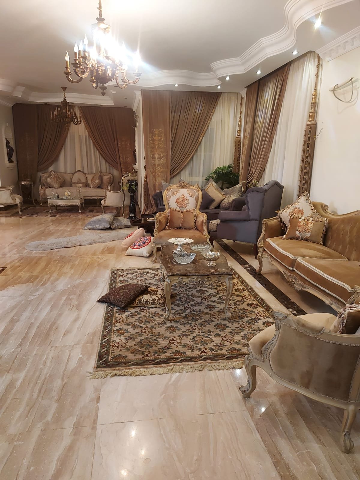 فيلا 6 غرف للبيع في ززينيا، القاهرة الجديدة