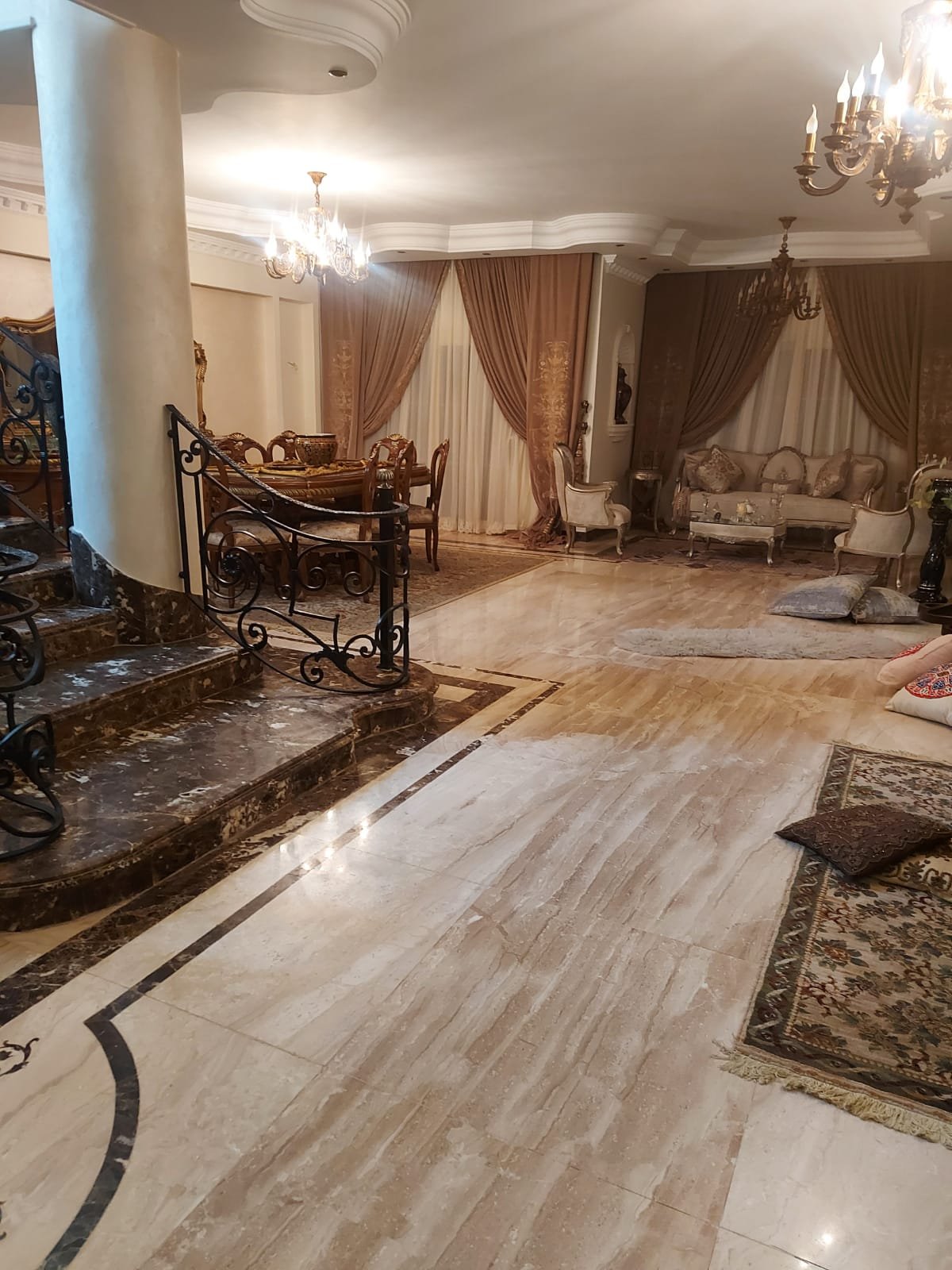 فيلا 6 غرف للبيع في ززينيا، القاهرة الجديدة
