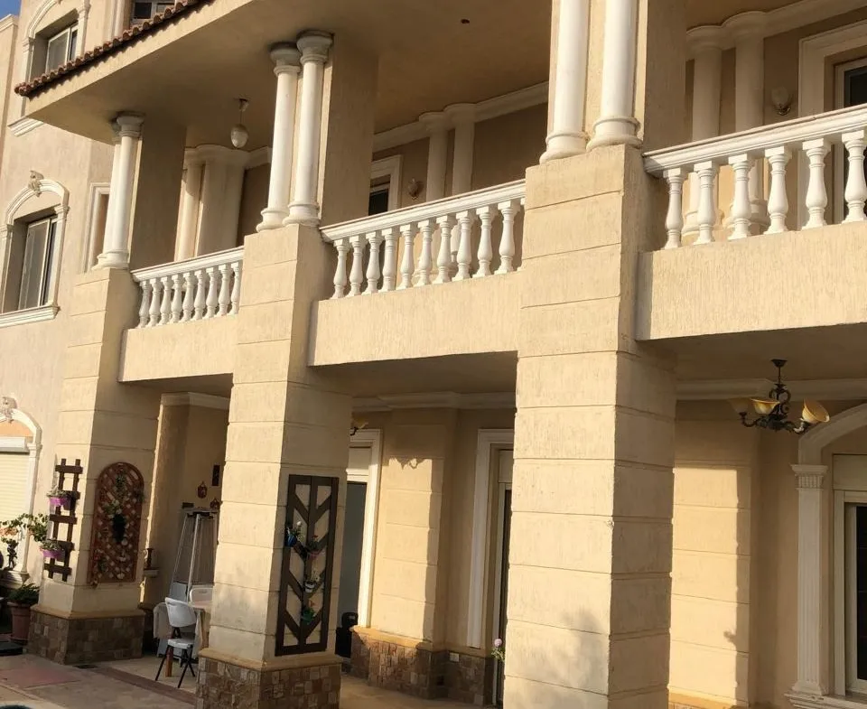 6-Bedroom Villa for Sale in Maxim Country Club, New Cairo - فيلا مستقلة للبيع في ماكسيم كانتري كلوب التجمع الخامس 1