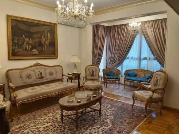 Reception, apartment for sale in Mohandessin, Giza - ريسبشن شقة للبيع في المهندسين، الجيزة